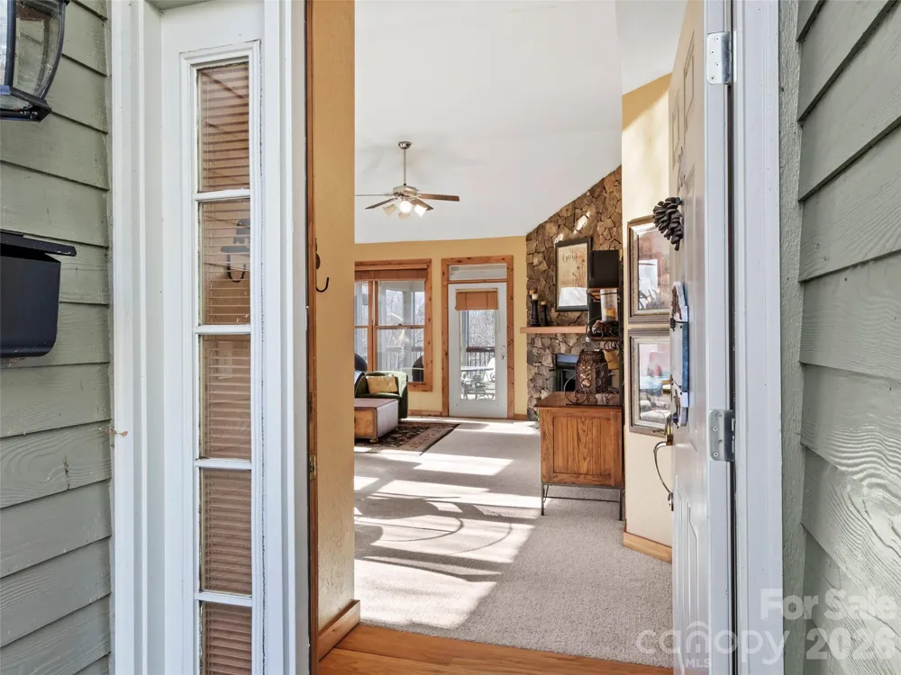 80 Stoney Falls Loop #3/201 Burnsville, NC 28714