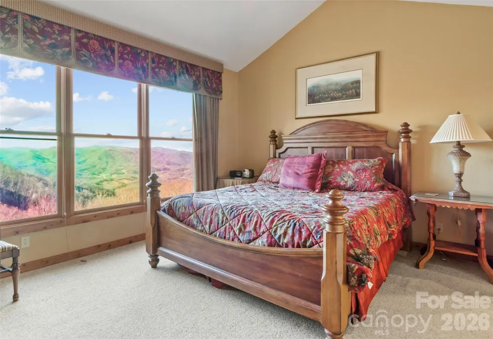 80 Stoney Falls Loop #3/201 Burnsville, NC 28714