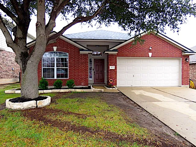 1813 Horse Wagon Drive