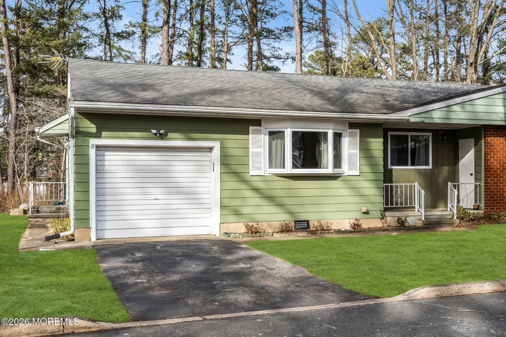 3 New Hampshire Lane