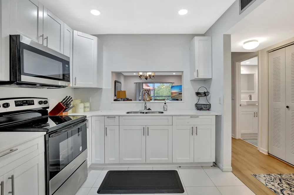 1200 SW 124th Terrace #404 O