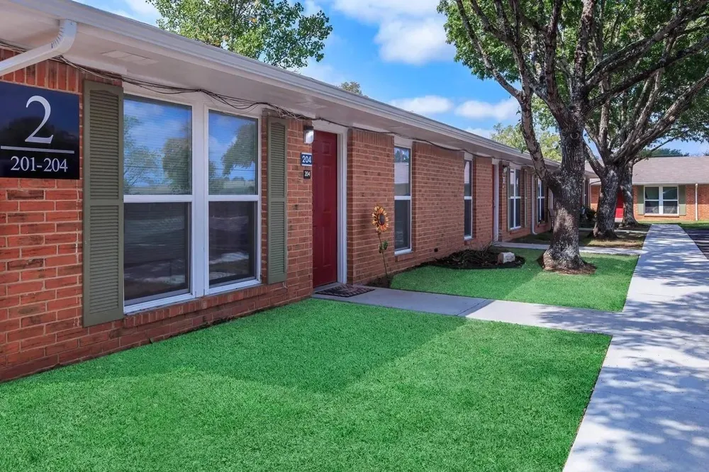 401 Hwy 95 Elgin, TX 78602