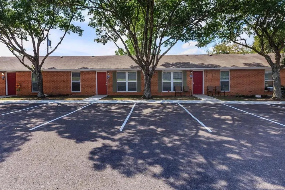 401 Hwy 95 Elgin, TX 78602