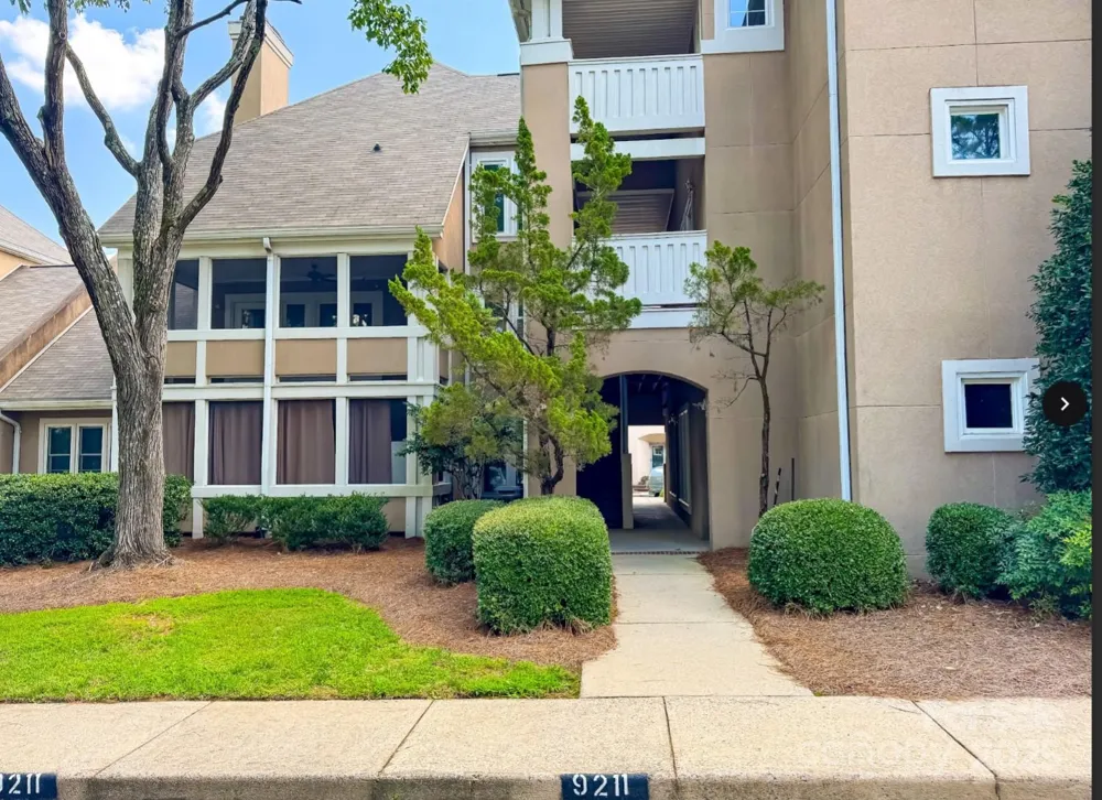 9211 Ravenwing Drive #9211