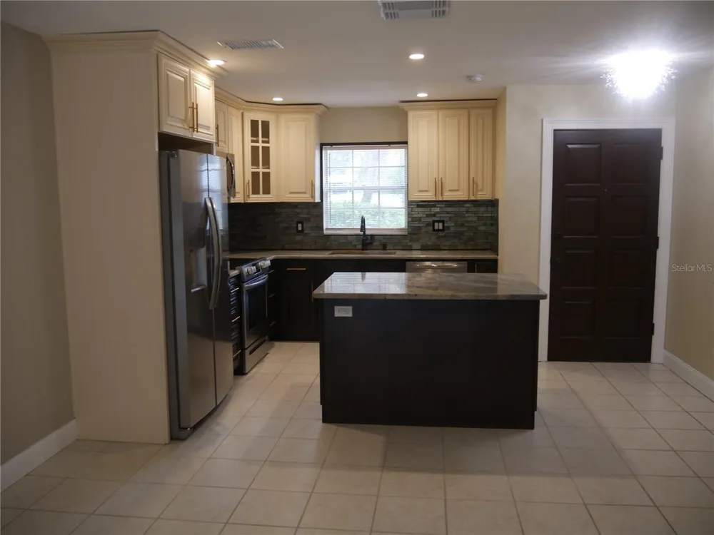 2411 ASPINWALL STREET #2411 Sarasota, FL 34237