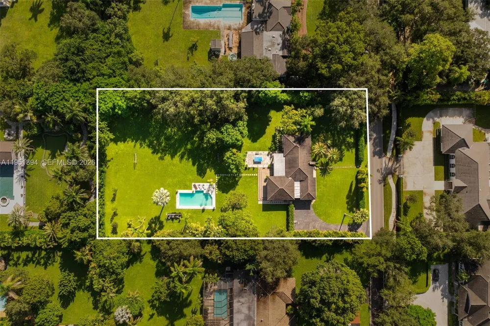 7325 SW 102nd St Pinecrest, FL 33156