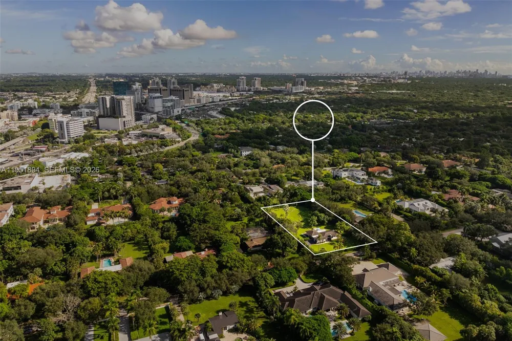 7325 SW 102nd St Pinecrest, FL 33156