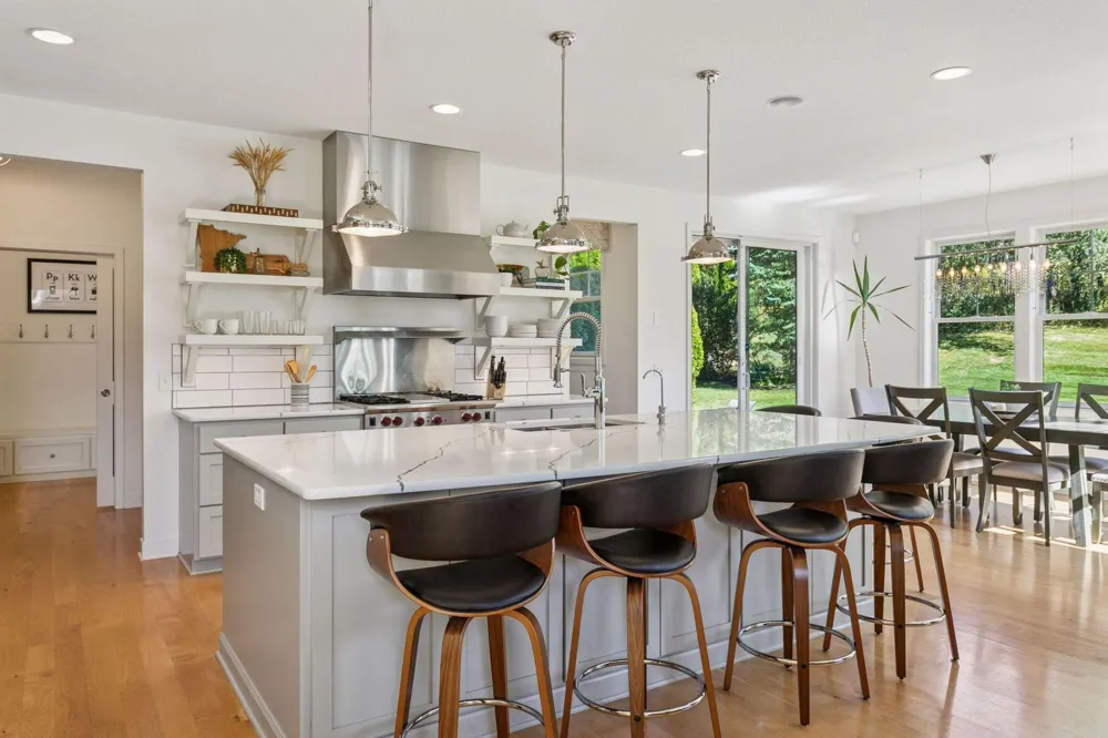 1631 Deephaven Drive