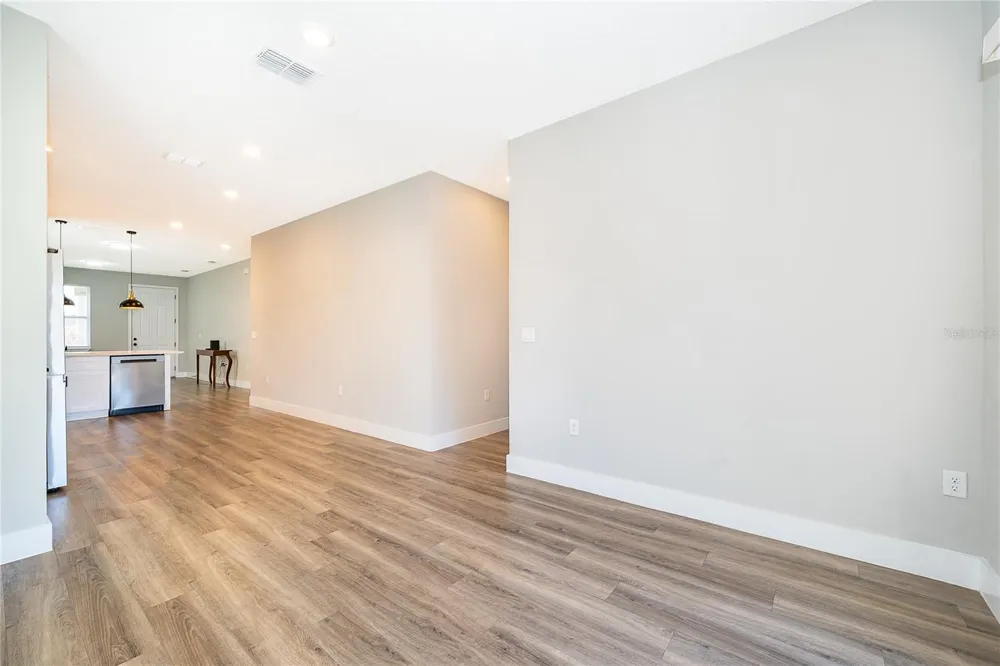 1519 INDIANA STREET Orlando, FL 32805