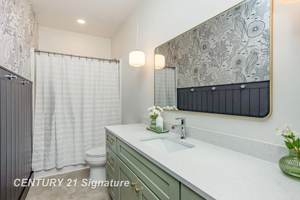 23 E Grove Court Thomas Township, MI 48623