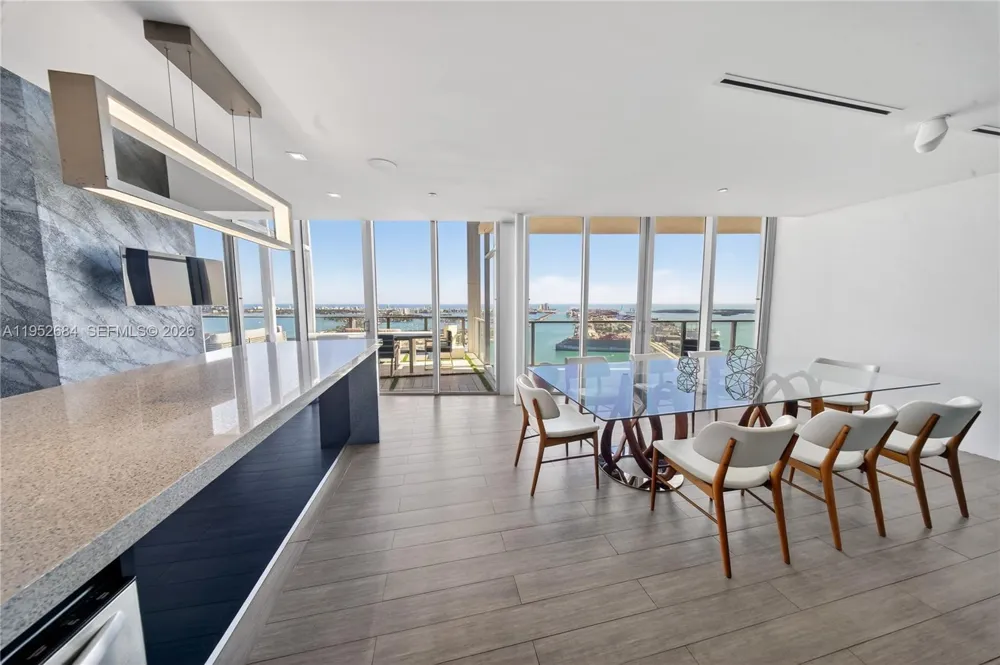 1100 Biscayne Blvd #5306 Miami, FL 33132