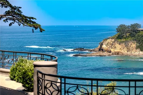 199 Emerald Bay