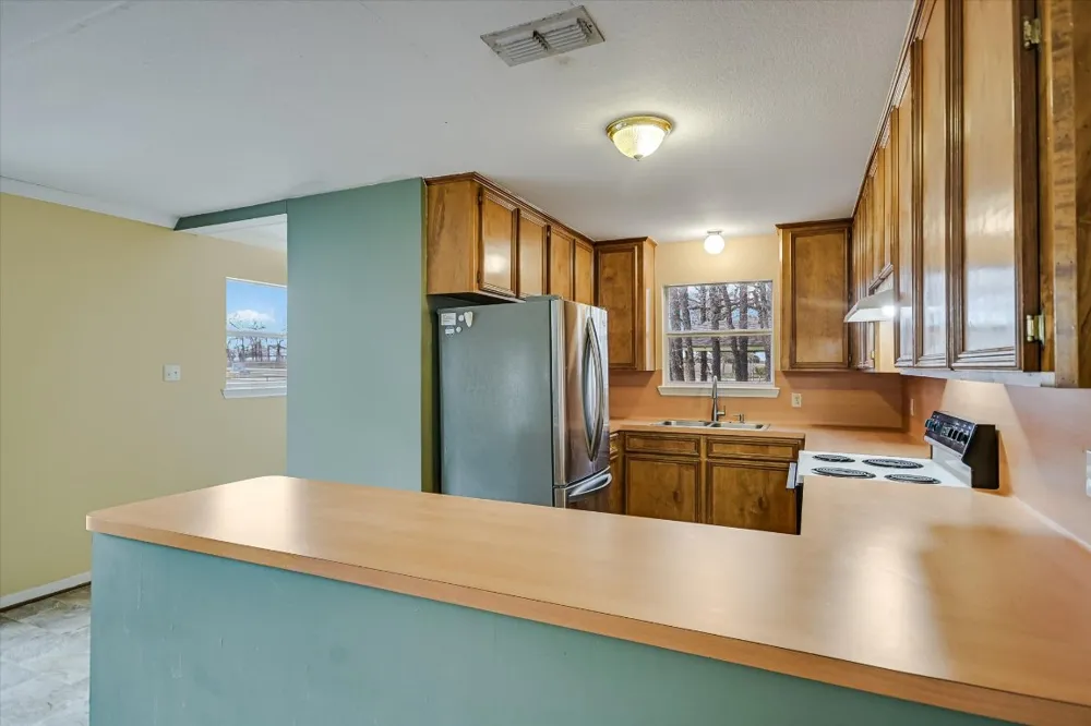 309 Stolle Lane Flatonia, TX 78941