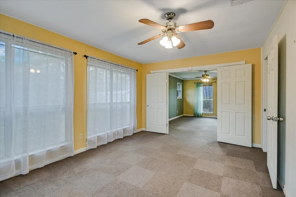 309 Stolle Lane Flatonia, TX 78941