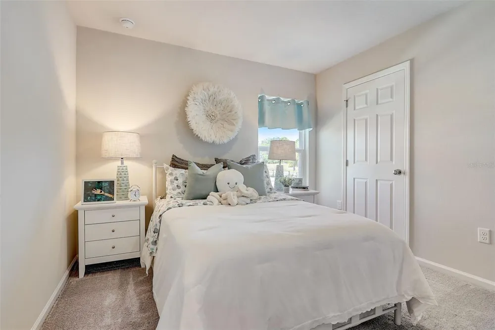 2076 GOLDEN BEAK DRIVE Eagle Lake, FL 33839
