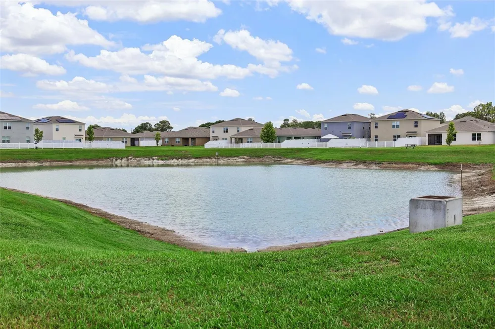 2076 GOLDEN BEAK DRIVE Eagle Lake, FL 33839