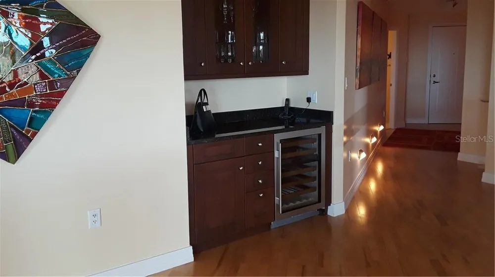 455 LONGBOAT CLUB ROAD #401 Longboat Key, FL 34228