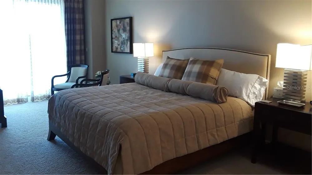 455 LONGBOAT CLUB ROAD #401 Longboat Key, FL 34228