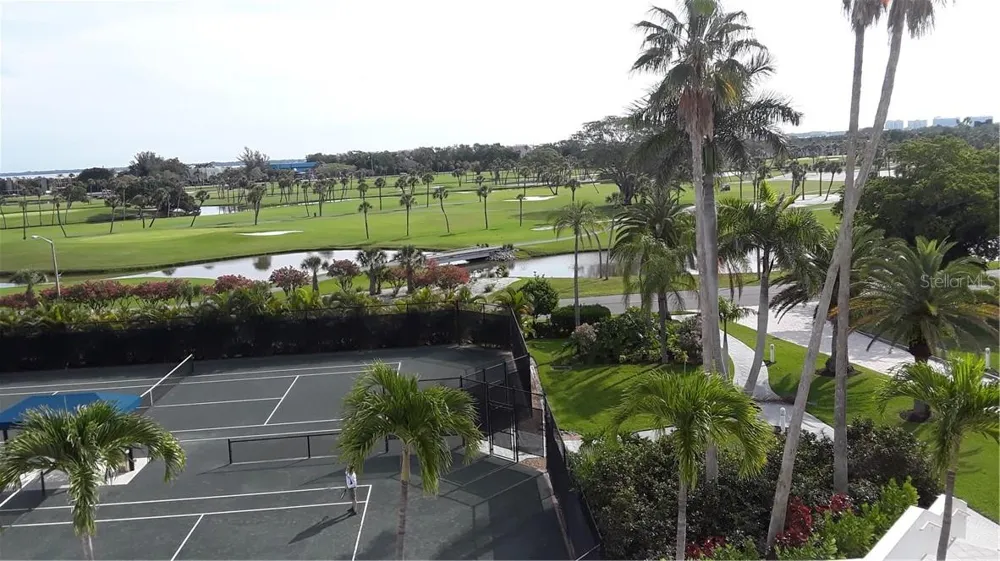 455 LONGBOAT CLUB ROAD #401 Longboat Key, FL 34228