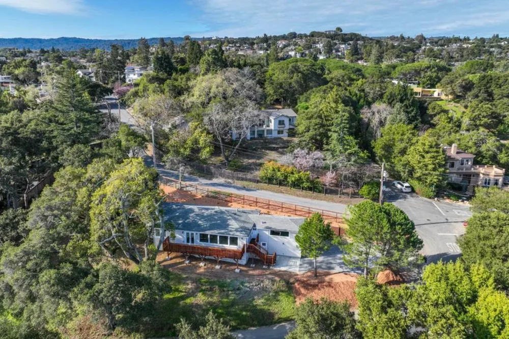 3803 Hamilton Way Redwood City, CA 94062