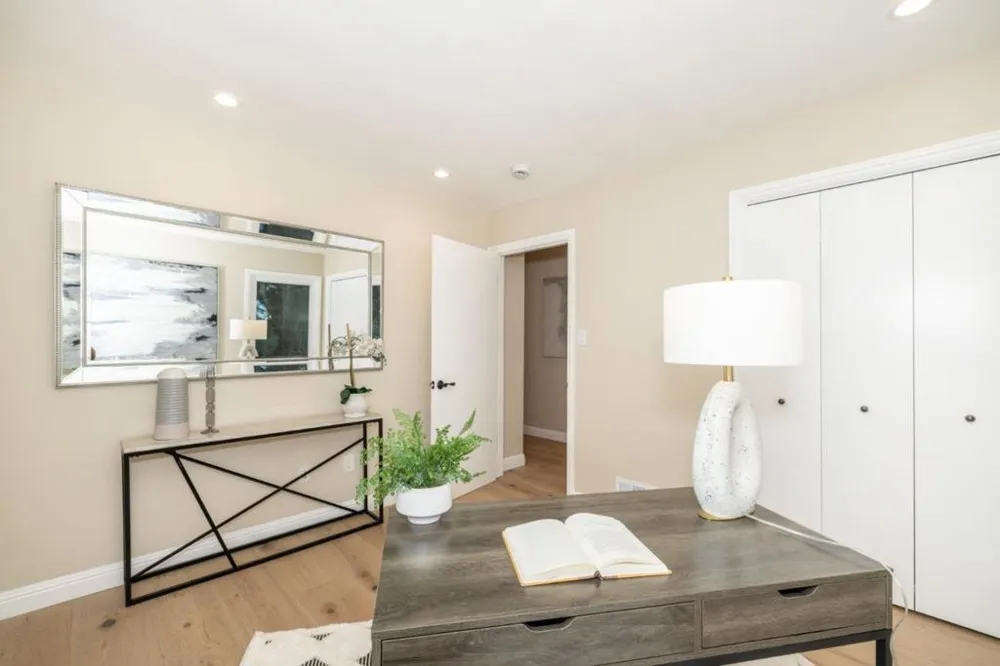 3803 Hamilton Way Redwood City, CA 94062
