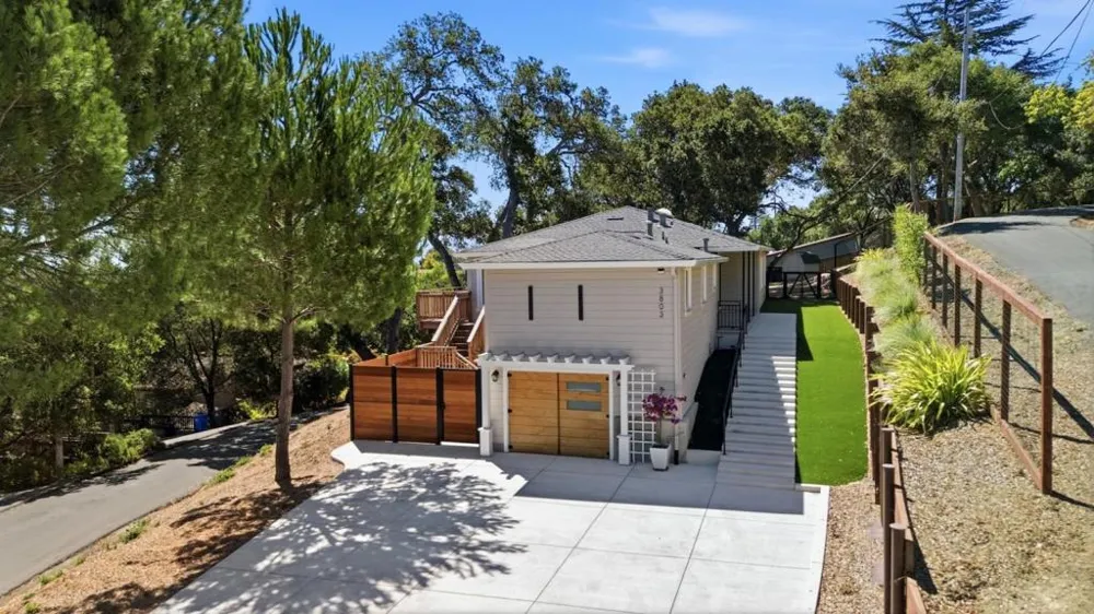 3803 Hamilton Way Redwood City, CA 94062
