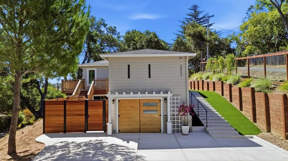 3803 Hamilton Way Redwood City, CA 94062