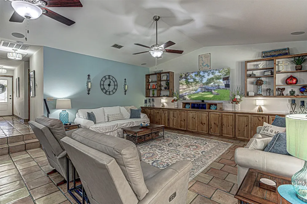 1104 Hill Circle West Drive Granite Shoals, TX 78654