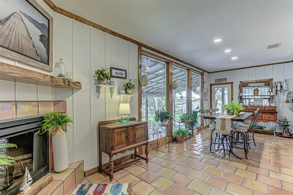 1104 Hill Circle West Drive Granite Shoals, TX 78654
