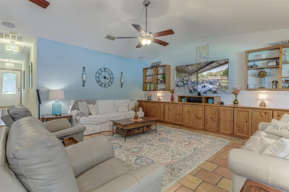 1104 Hill Circle West Drive Granite Shoals, TX 78654