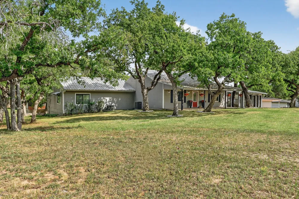1104 Hill Circle West Drive Granite Shoals, TX 78654