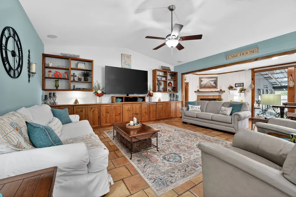 1104 Hill Circle West Drive Granite Shoals, TX 78654