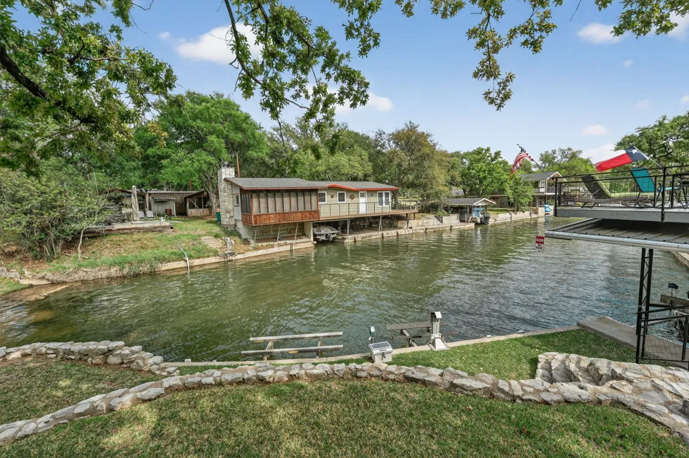 1104 Hill Circle West Drive Granite Shoals, TX 78654