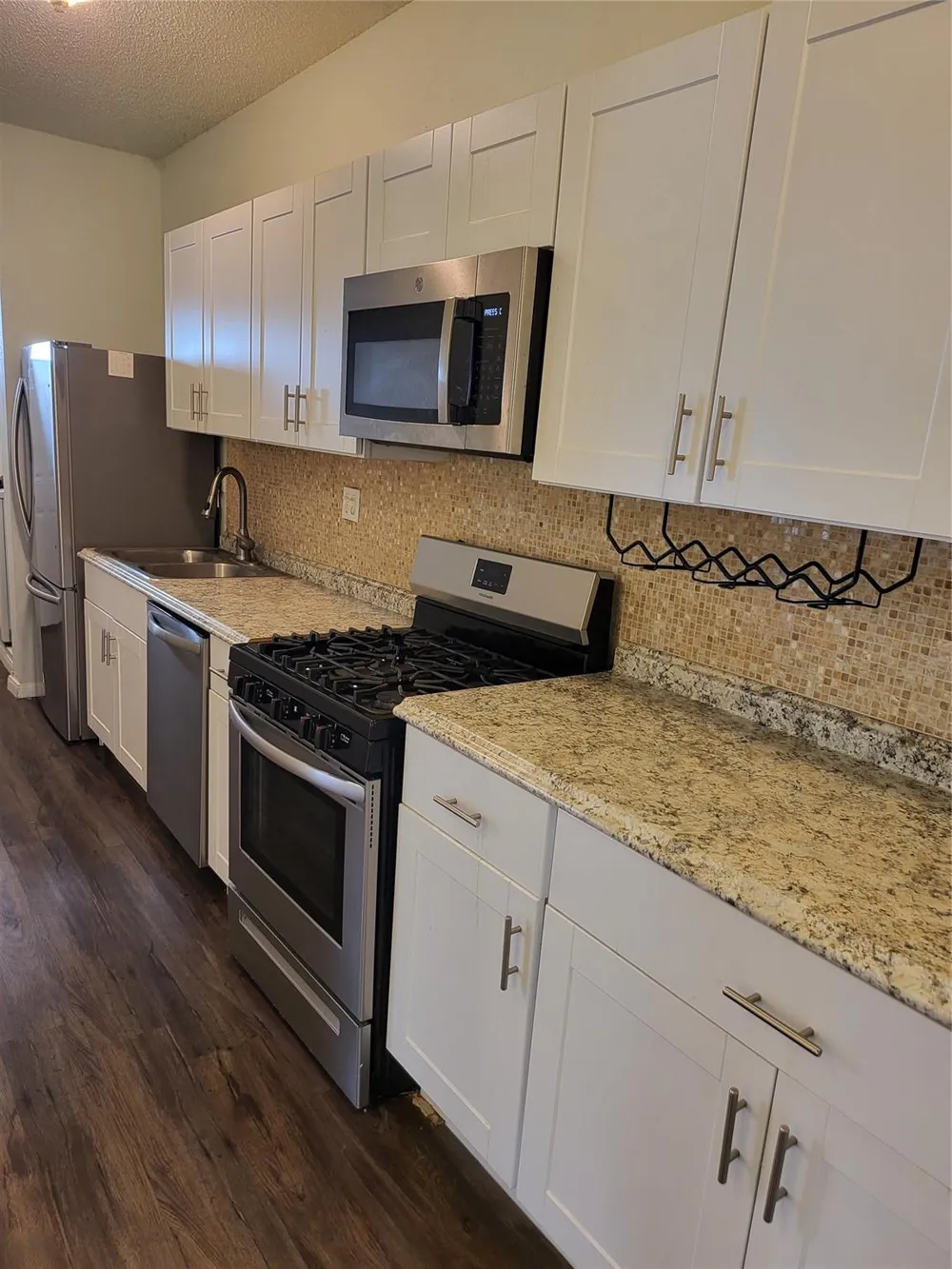 1226 W Gray Street #4