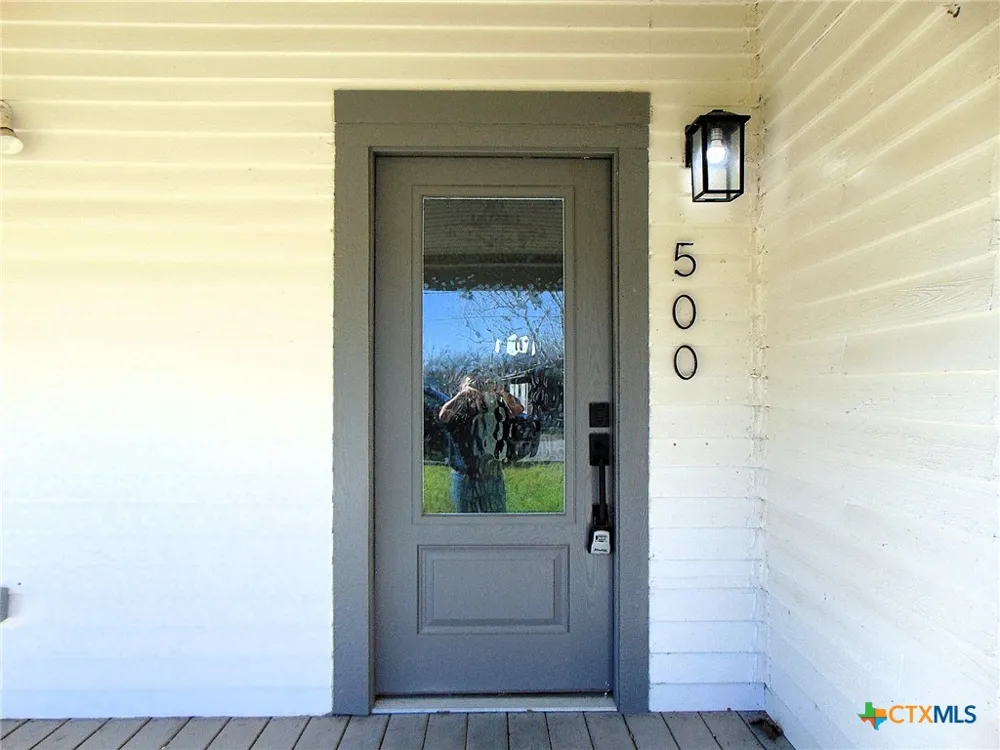 500 S Texana Street Hallettsville, TX 77964