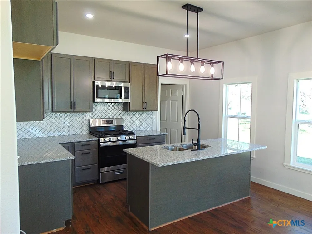 500 S Texana Street Hallettsville, TX 77964