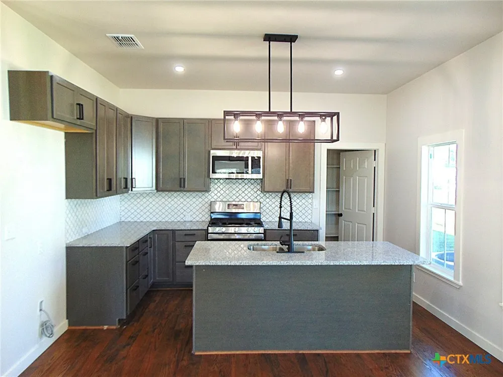 500 S Texana Street Hallettsville, TX 77964