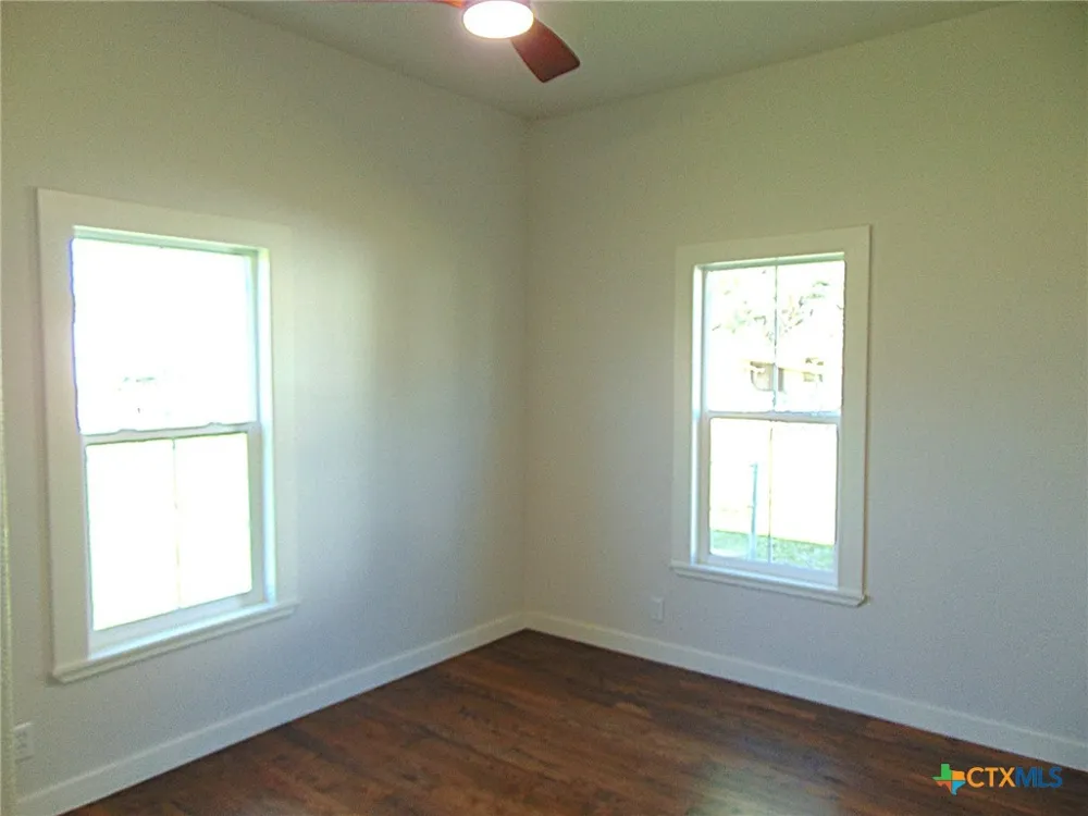 500 S Texana Street Hallettsville, TX 77964