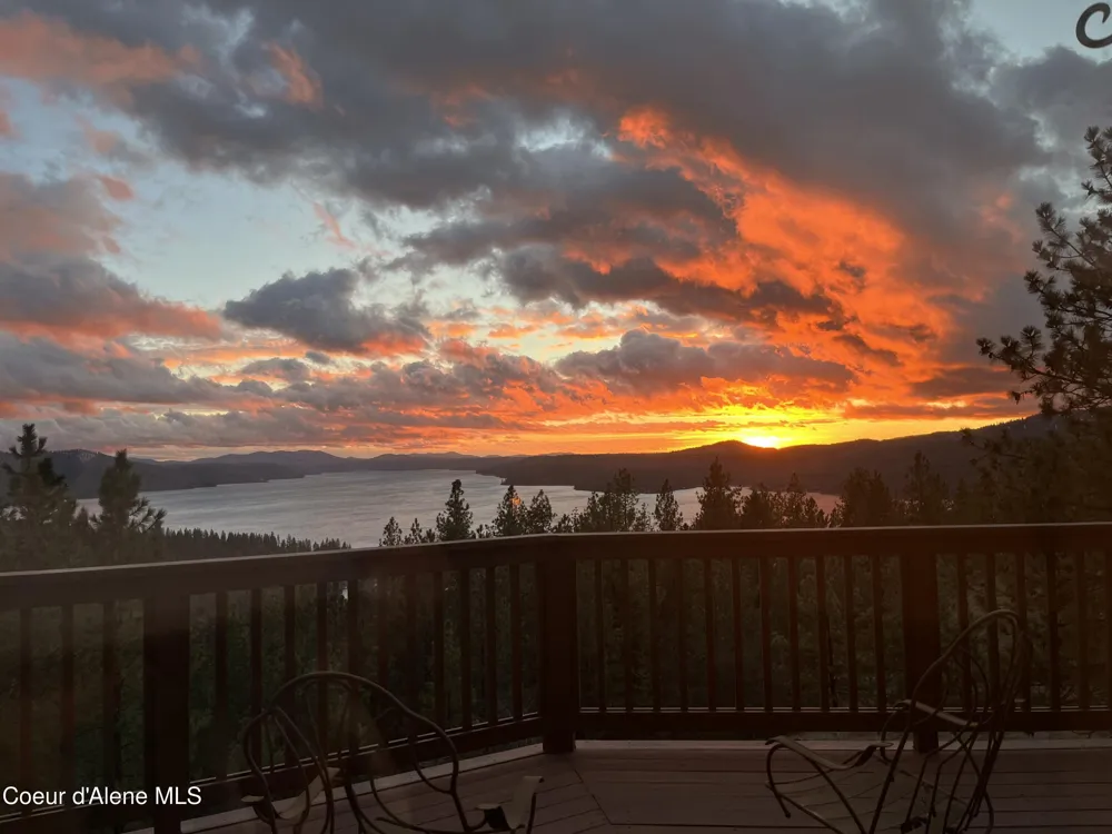 2094 E Driftwood Heights Drive Harrison, ID 83833