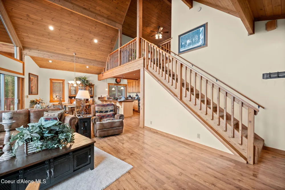 2094 E Driftwood Heights Drive Harrison, ID 83833