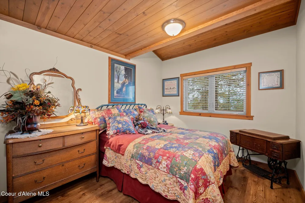 2094 E Driftwood Heights Drive Harrison, ID 83833