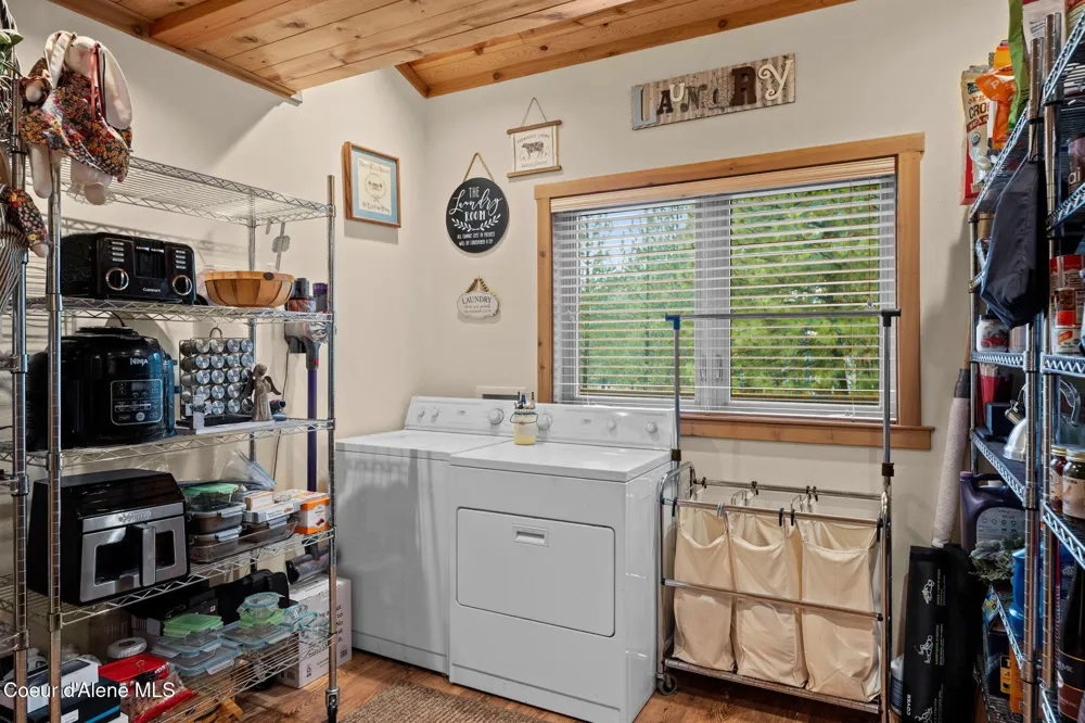 2094 E Driftwood Heights Drive Harrison, ID 83833