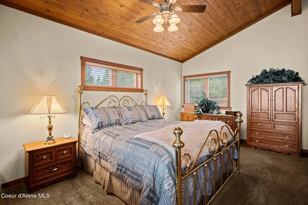 2094 E Driftwood Heights Drive Harrison, ID 83833