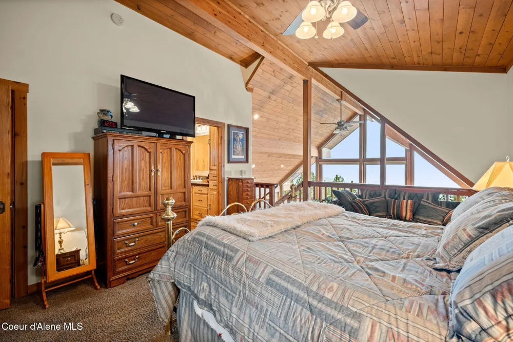 2094 E Driftwood Heights Drive Harrison, ID 83833