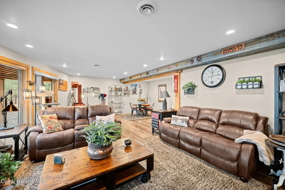 2094 E Driftwood Heights Drive Harrison, ID 83833