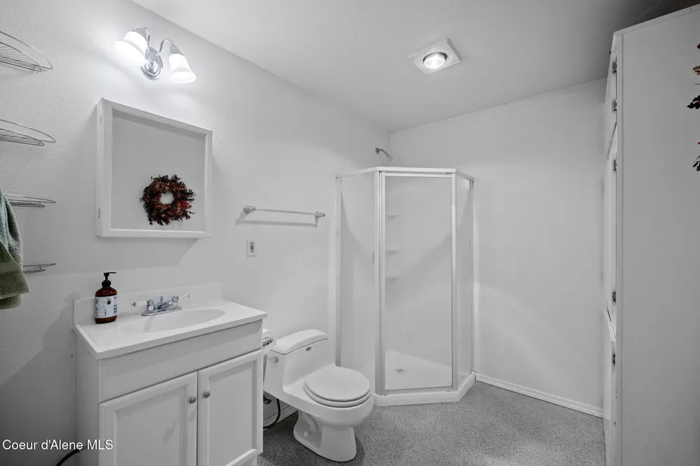 2094 E Driftwood Heights Drive Harrison, ID 83833