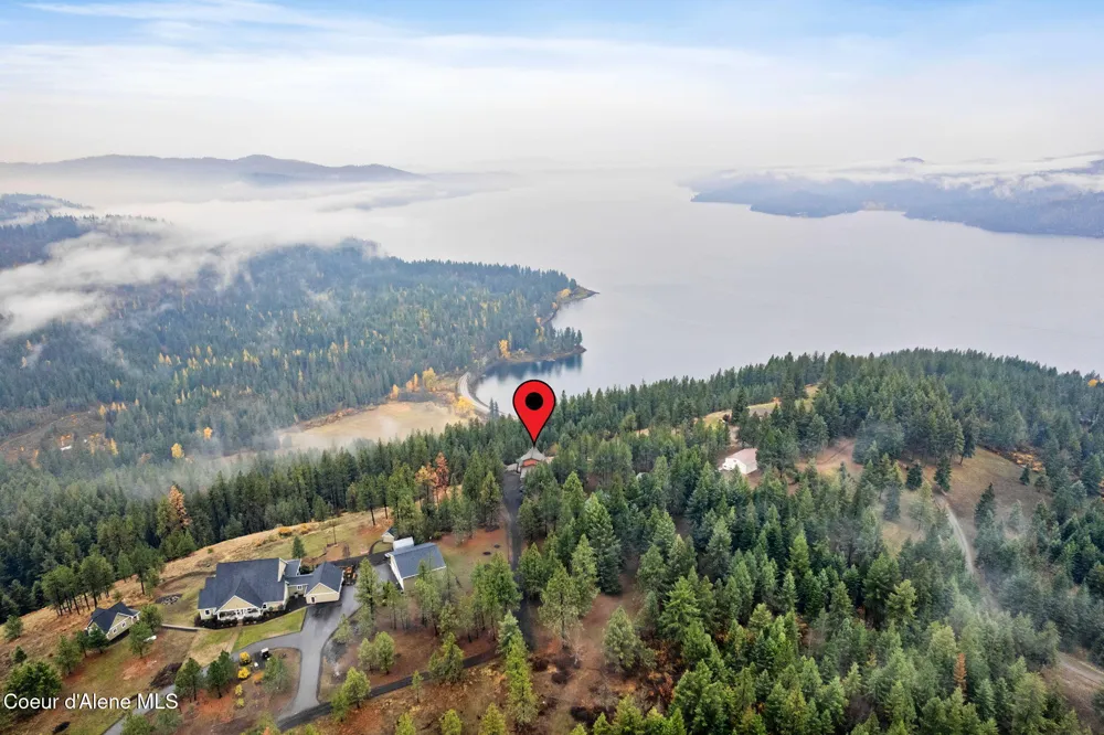 2094 E Driftwood Heights Drive Harrison, ID 83833