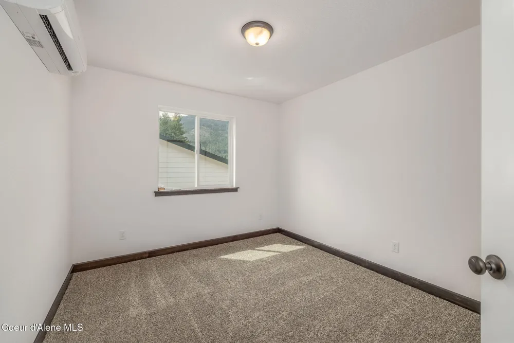 1144 Jersey Street Sandpoint, ID 83864