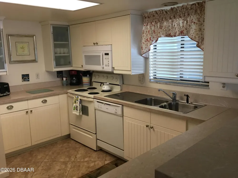 1571 S Atlantic Avenue #308 New Smyrna Beach, FL 32169