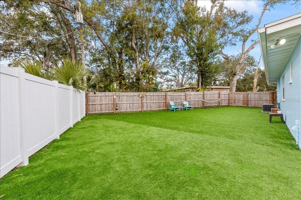 450 CARD AVENUE Holly Hill, FL 32117